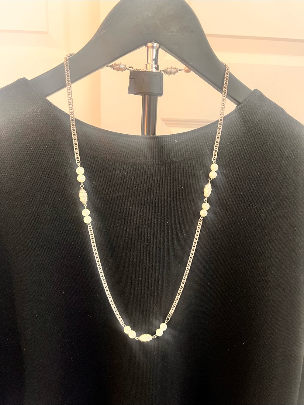 Sarah Coventry Silver-Tone Chain Necklace with White Pearl-like Beads